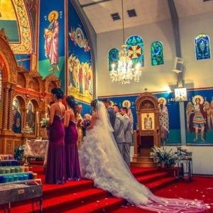 Maggie Sottero white Wedding dress. Size 8